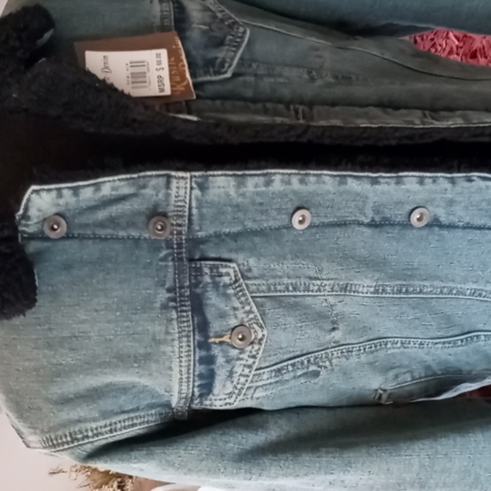 Jean jacket - Picture 5 of 7